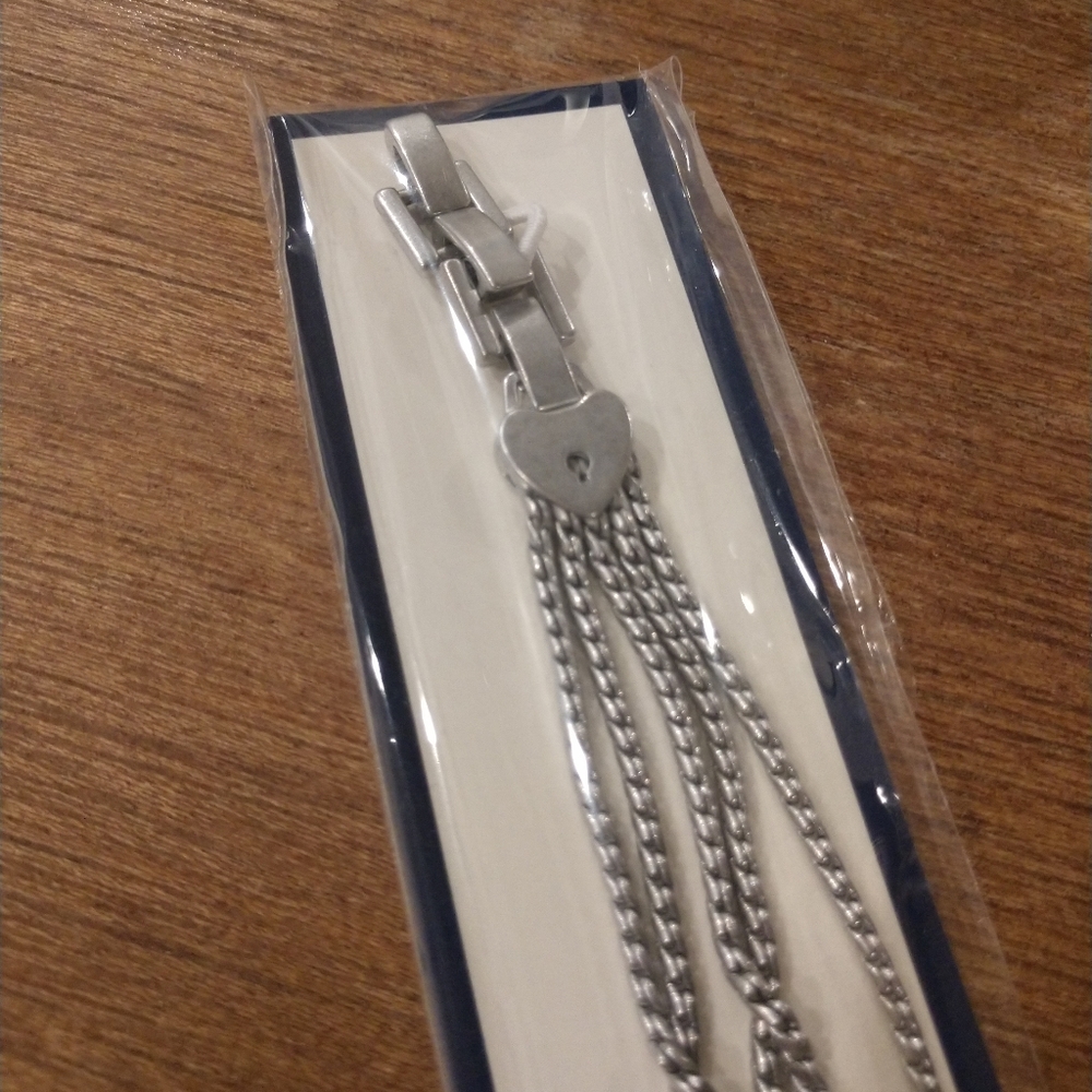 Keep collective multi-chain bracelet
